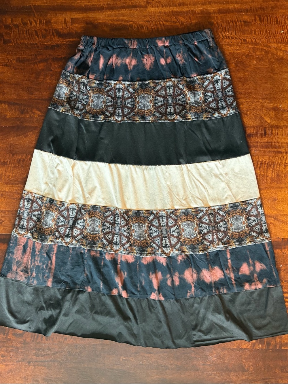 Handmade Upcycled Bleach Tie-Dye
Tiered Maxi Skirt Women's Size Large